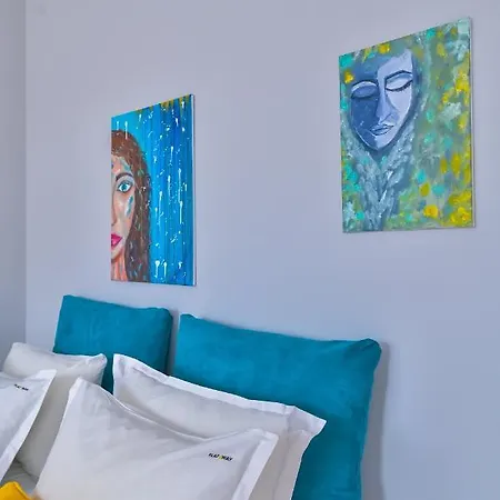 Apartment - The Blue - 1bd With Artistic Interior Design By Flat Mаnager